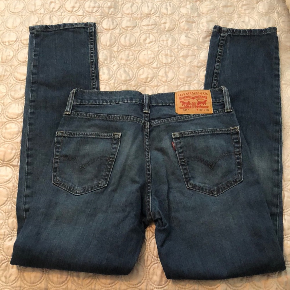 MENS LEVI JEANS